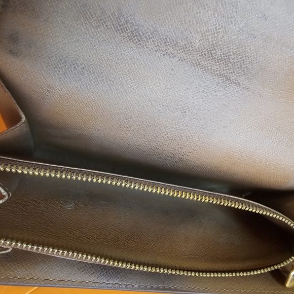 Louis Vuitton VINTAGE Sarah Wallet monogram canvas snap close inside zip - Picture 5 of 15